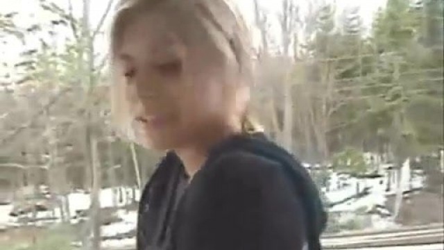 Cute girt farting on her balcony