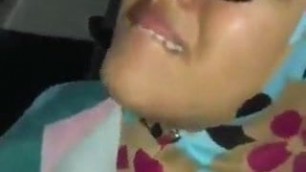 Hijab Fingering By Boyfriend