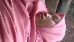Indonesian - outdoor sex by young couple jilbaber  hijabi