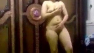 Horny & lonely Egyptian housewives showing & masturbating 11