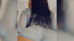 Gorgeous Ts jerks off until she cums