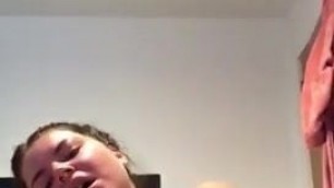 Chick doing herself 3