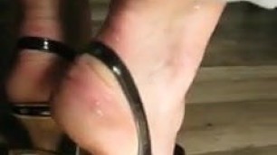 Cum on mature foot in slingback shoes