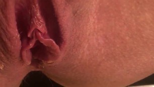 Closeup pissing by Evelle
