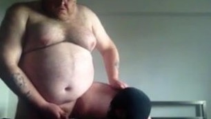 chub cums in mouth