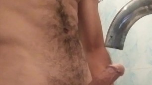 Hot Algerian wanking until Cummings big load and big cum sho