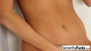 Samantha Saint And Vanessa Cage Finger Each Other!