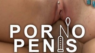 Vater trickst Tochter zum Ficken aus