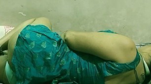 Fucking xxx milf bhabhi! Push my penis inside her wet pussy – Oh, great!!