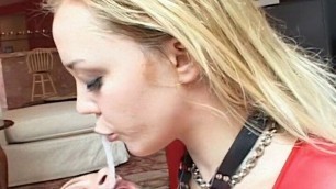 Duas Porcas amigas que gostam de ser bem fodidas e dominadas