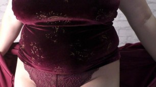 Hot stepmom shows her sexy big boobs, hairy pussy and thick ass just for you! Wanna fuck me? - Milky Mari