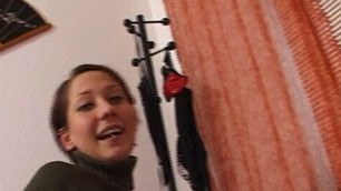 Teen Solo Befriedigung mit erster Aufzeichnung auf Kamera