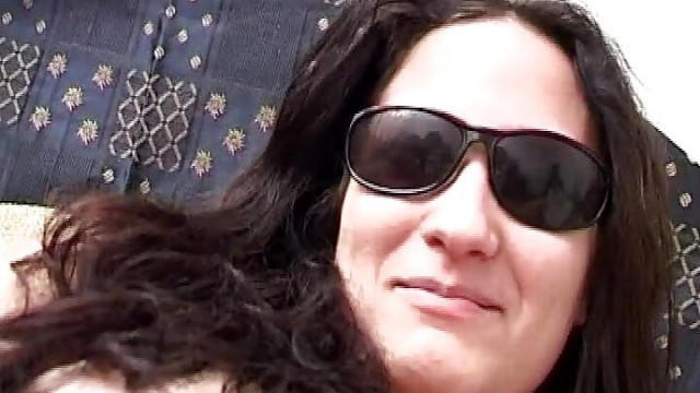 Big slut Giorgia performs in an orgy with three cocks